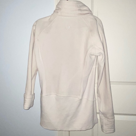lululemon jacket - size: 10 NWOT - Picture 2 of 9